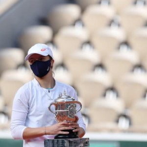 半岛体育APP-斯瓦泰克打破法网卫冕魔咒？ 巴蒂萨巴伦卡恐说不